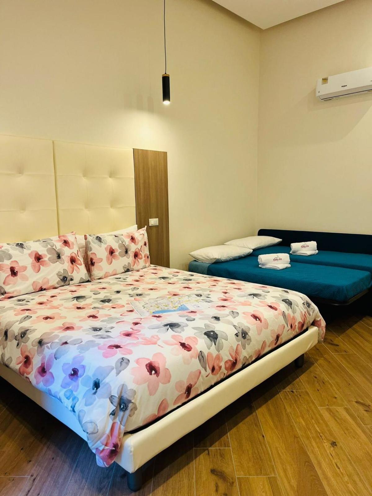 Hotel Foria 143 à Naples Extérieur photo