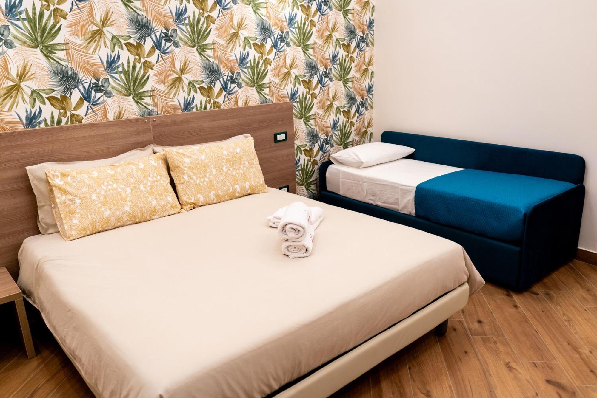 Hotel Foria 143 à Naples Extérieur photo